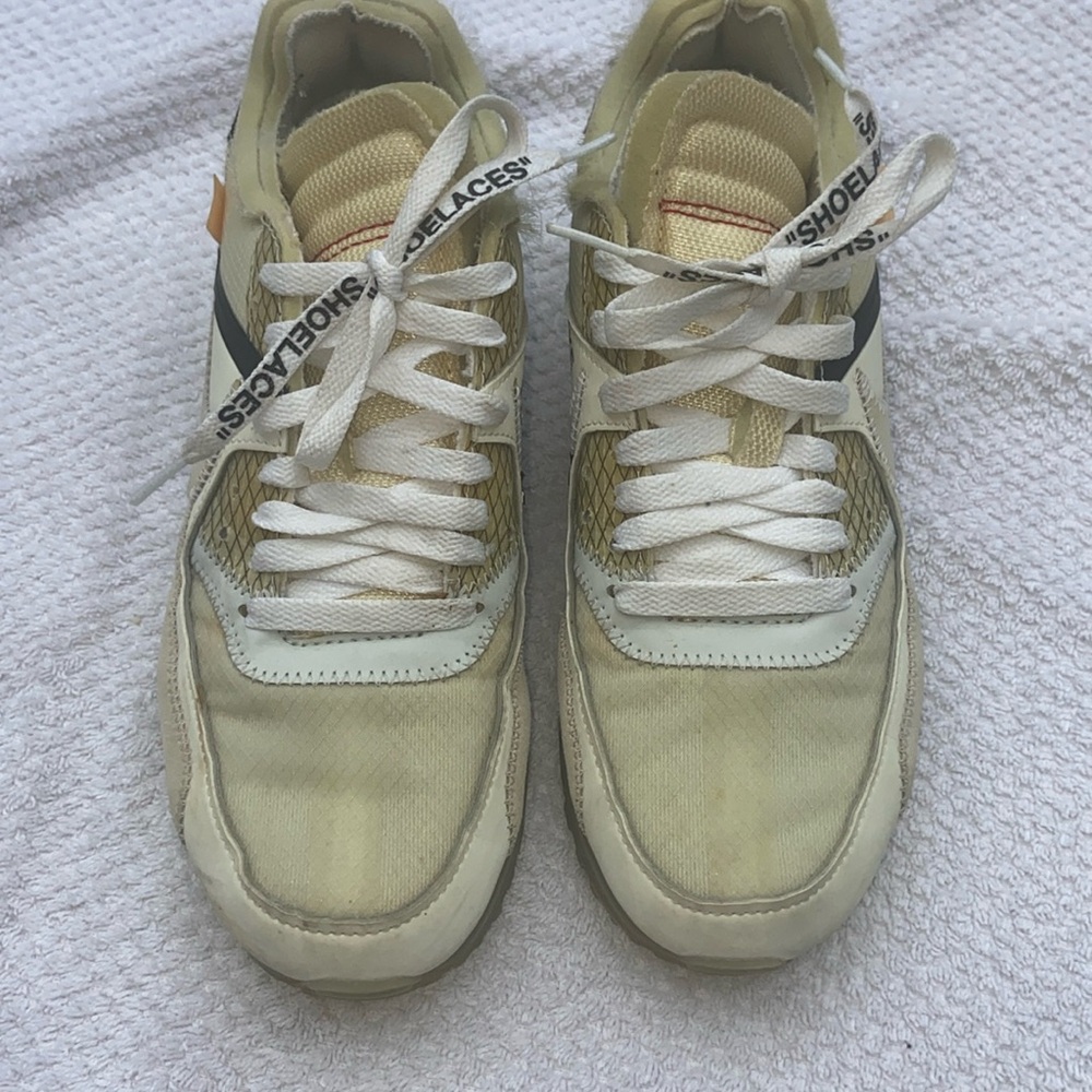Nike Air Max 90 Off-White Size 6 (Men’s)